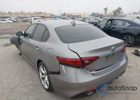2019 Alfa Romeo Giulia Ti Sport Rwd z USA, uszkodzony, nr VIN ZARFAMBNXK7612360